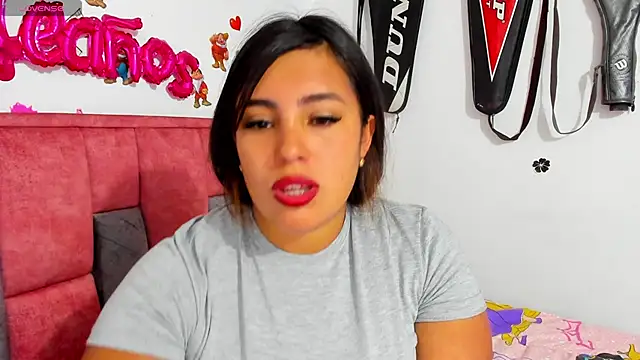 Snapshot of elana_kepler chatting on December 10, 2024, 12:50 am elana kepler online show from December 10, 2024, 12:50 am