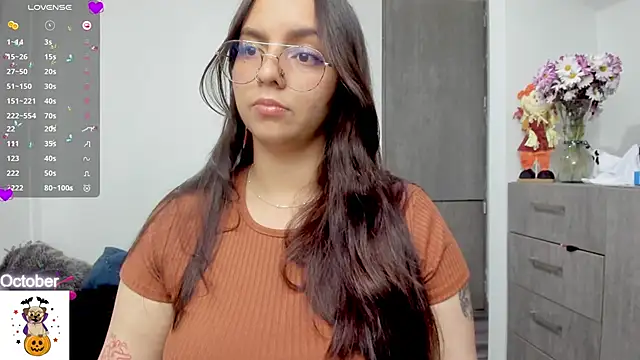 Valery7rose  online show from October 26, 2025, 10:21 pm