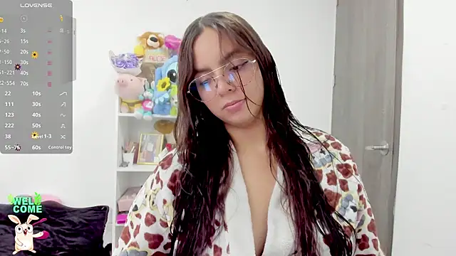 Valery7rose  online show from July 17, 2026, 3:53 pm