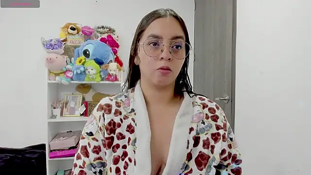 Valery7rose  online show from June 25, 2026, 4:12 pm