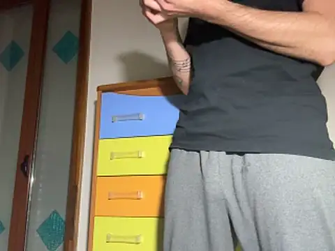 Snapshot of Drogon1000 chatting on February 28, 2026, 10:42 pm Drogon1000 online show from February 28, 2026, 10:42 pm