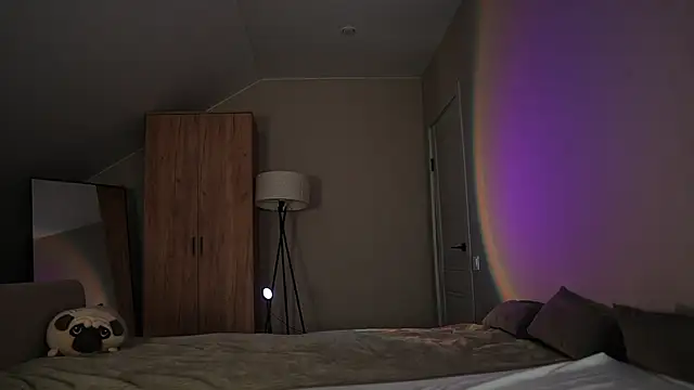 Snapshot of VikkiLustfull chatting on October 26, 2025, 12:49 pm VikkiLustfull online show from October 26, 2025, 12:49 pm