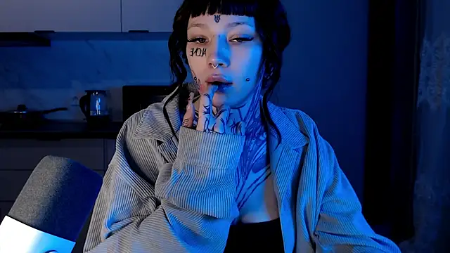 tradishka online show from February 5, 2025, 1:26 am