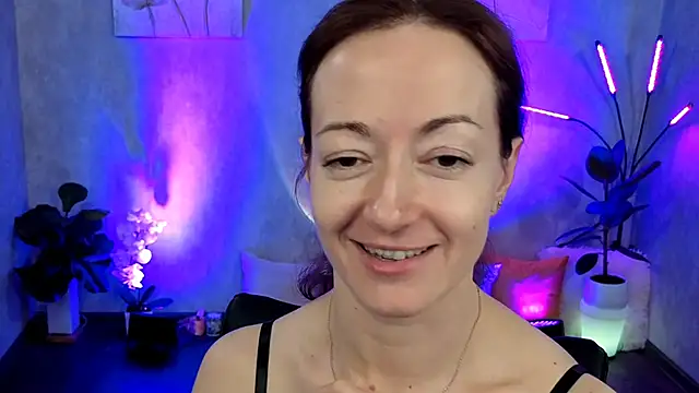 kimberlyray777 online show from February 1, 2025, 5:05 pm