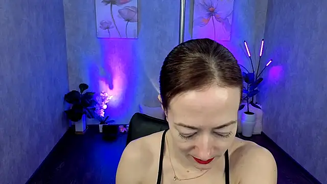 kimberlyray777 online show from February 10, 2025, 7:58 am