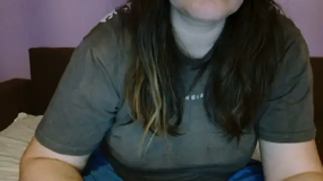 Snapshot of Lucinka1 chatting on March 26, 2026, 5:33 pm Lucinka1 online show from March 26, 2026, 5:33 pm