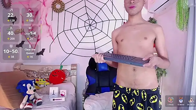 huge armound online show from October 23, 2025, 4:11 am