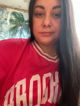 DaisyStreet online show from November 23, 2025, 10:58 am