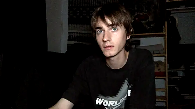 spicylaboi online show from April 3, 2026, 3:46 am