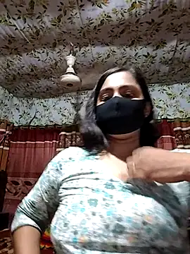 Snapshot of Ritusri_Dotta chatting on July 8, 2026, 5:13 pm Ritusri Dotta online show from July 8, 2026, 5:13 pm