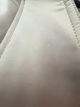 LikaCat online show from November 14, 2025, 3:43 am