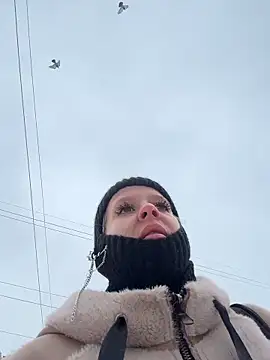 Snapshot of LikaCat chatting on February 17, 2026, 3:15 am LikaCat online show from February 17, 2026, 3:15 am