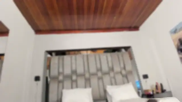 Snapshot of NikkySmiith chatting on November 6, 2025, 11:25 am NikkySmiith online show from November 6, 2025, 11:25 am