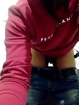 Alonesexyboy1 online show from December 2, 2024, 10:56 am