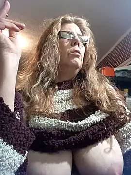 katybell1 online show from March 5, 2025, 11:49 pm