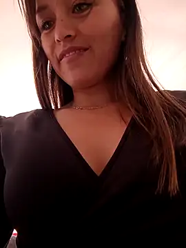 marena saenz online show from October 2, 2025, 4:10 pm