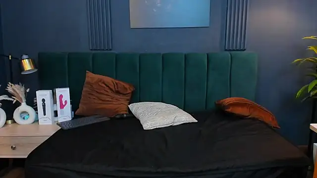 taylor bennet online show from March 11, 2025, 6:30 pm