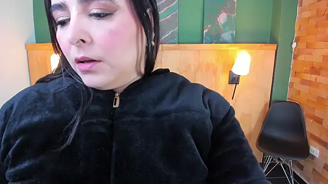 taylor bennet online show from March 18, 2025, 12:17 pm