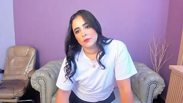 taylor bennet online show from October 14, 2025, 7:03 pm