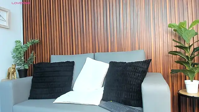 Alex cute77 online show from February 11, 2026, 11:43 am