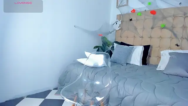 Alex cute77 online show from November 4, 2025, 11:25 am