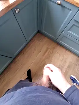 hairydickfr online show from March 13, 2025, 12:13 pm