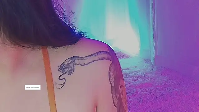 lili taylor online show from November 8, 2025, 4:32 pm