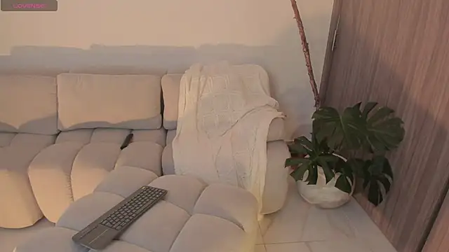 LindseyMoss online show from October 11, 2025, 12:55 am