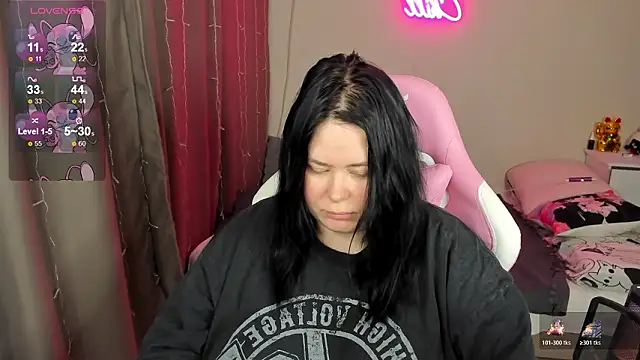 Snapshot of Akemi_BBW chatting on February 27, 2026, 4:23 am Akemi BBW online show from February 27, 2026, 4:23 am