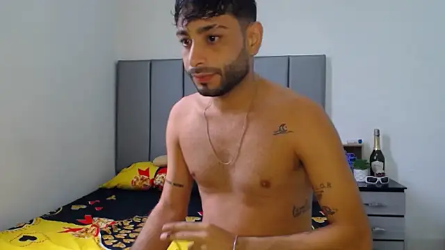 Evilboy555 online show from November 28, 2025, 1:44 pm