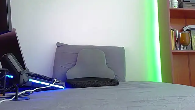 cristo master online show from December 16, 2025, 7:51 pm