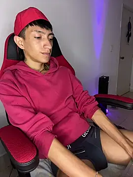 Snapshot of DereckCooperr chatting on February 3, 2026, 6:22 am DereckCooperr online show from February 3, 2026, 6:22 am