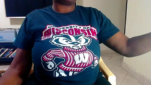 sunnylovexp online show from February 21, 2025, 7:32 pm