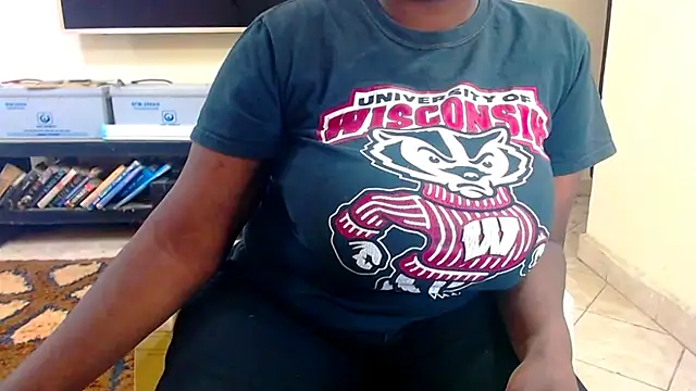 sunnylovexp online show from February 24, 2025, 2:58 pm