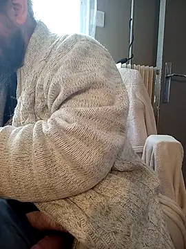 teekoine1 online show from October 19, 2025, 10:51 am