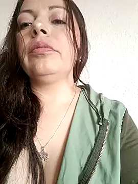 Snapshot of seherlatin chatting on March 13, 2025, 9:48 pm seherlatin online show from March 13, 2025, 9:48 pm