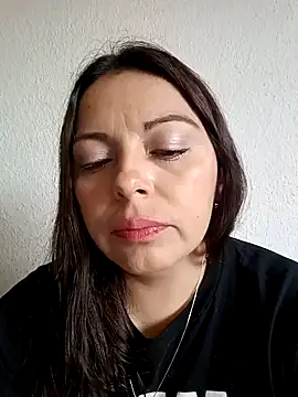 Snapshot of seherlatin chatting on March 15, 2025, 7:16 pm seherlatin online show from March 15, 2025, 7:16 pm