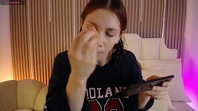 Katy Van online show from March 26, 2026, 8:29 pm