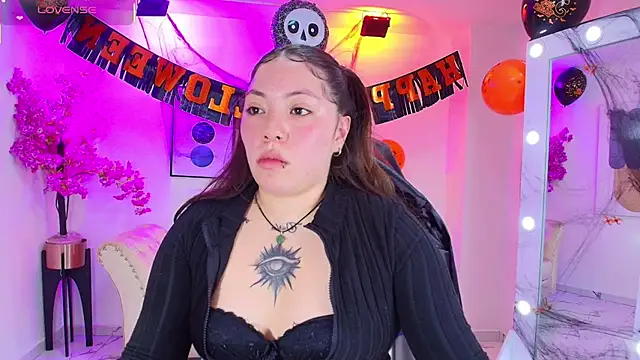 Snapshot of Isa_reel chatting on October 29, 2025, 7:46 pm Isa reel online show from October 29, 2025, 7:46 pm