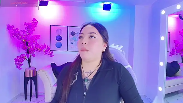 Snapshot of Isa_reel chatting on October 17, 2025, 7:37 pm Isa reel online show from October 17, 2025, 7:37 pm