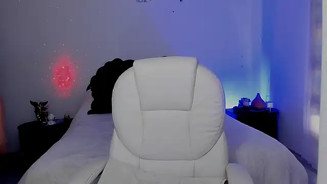 emilydolshe2 online show from November 10, 2025, 2:22 pm