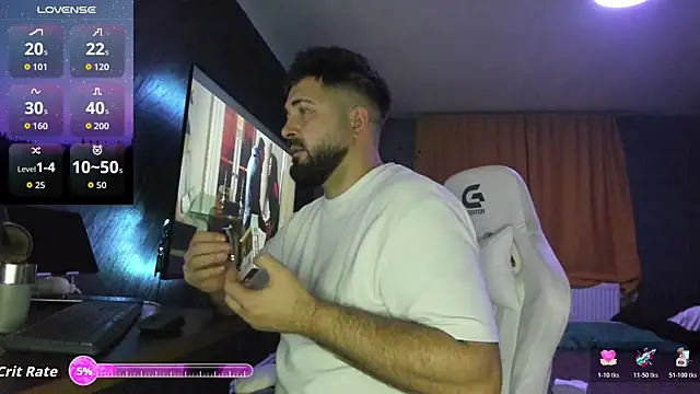 Eduu2322 online show from December 1, 2025, 10:43 pm