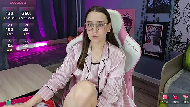 Snapshot of Sweet_frosti chatting on February 1, 2026, 3:38 am Sweet frosti online show from February 1, 2026, 3:38 am