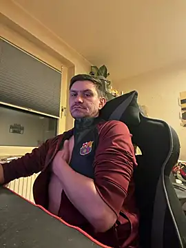 Shaiiboy online show from March 8, 2026, 4:27 am