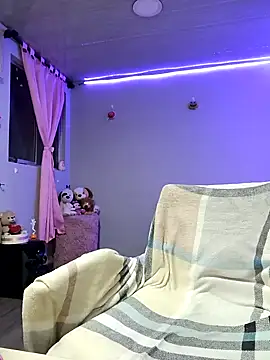 KATYGONZALEZ online show from January 8, 2025, 5:48 am