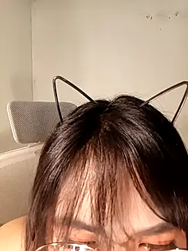 Snapshot of Chall_mee chatting on March 27, 2026, 4:08 pm Chall mee online show from March 27, 2026, 4:08 pm