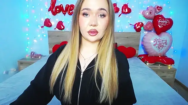 StacyYellig online show from February 8, 2025, 5:51 am