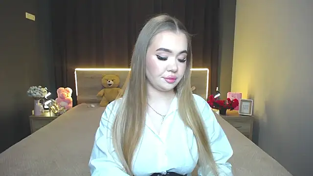 StacyYellig online show from February 21, 2026, 9:28 pm