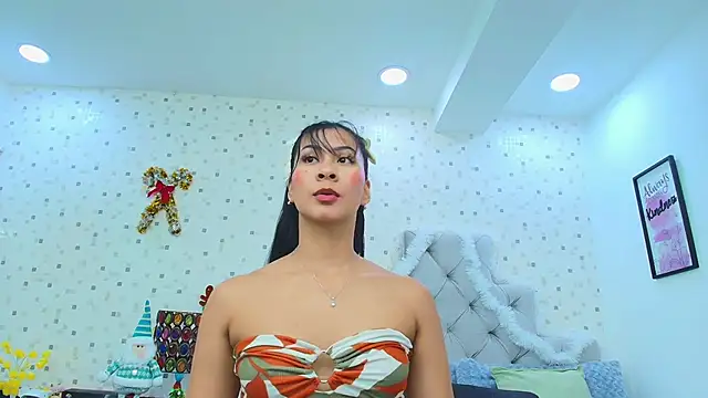 Snapshot of JulietaReyess chatting on December 19, 2025, 11:45 am JulietaReyess online show from December 19, 2025, 11:45 am