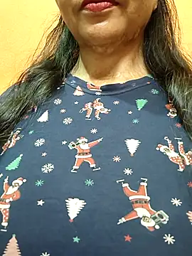 CUTE SOPHIA- online show from June 26, 2026, 2:28 am